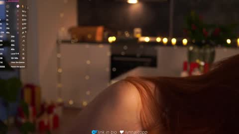 Snapshot of lynnalltop chatting on 01.10.26 Natasha online show from 01.10.26