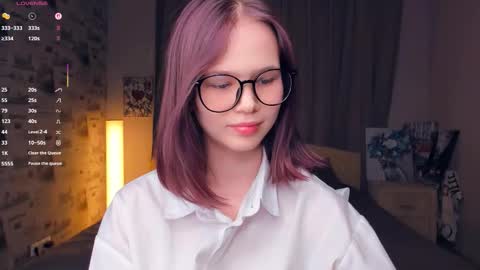 Cozy Lynns room online show from 01.12.26