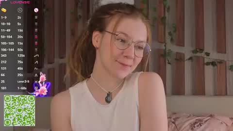Snapshot of lyra_thenymph chatting on 07.26.26 Lyra online show from 07.26.26