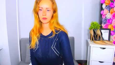 Snapshot of lyrafantasy chatting on 10.24.25 Lura online show from 10.24.25