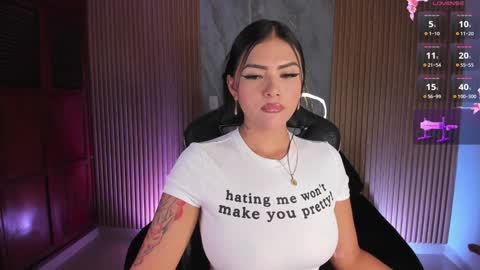    VIVIANA    online show from 01.26.25