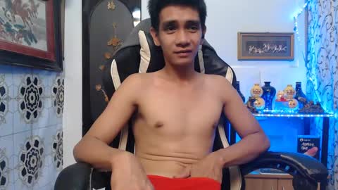 Snapshot of lyubovmoya3 chatting on 01.20.25 SWEETPINOY online show from 01.20.25