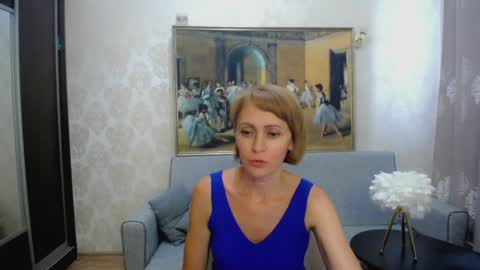 Snapshot of m00n_bloom chatting on 07.30.26 Ask me online show from 07.30.26