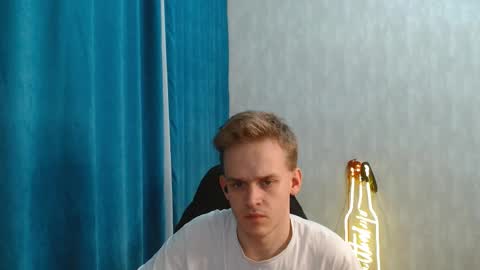 Snapshot of m1keower chatting on 01.19.26 Mike online show from 01.19.26