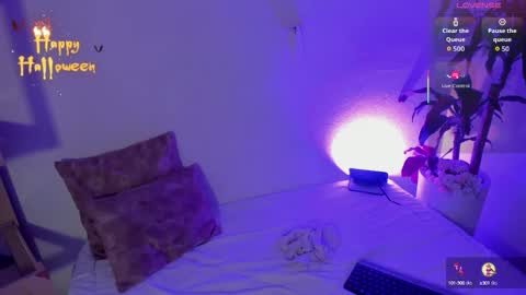 Mila online show from 10.18.25