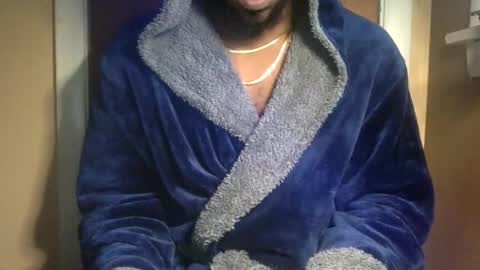 Snapshot of m4st3rmarcus chatting on 11.11.25 Marcus Black online show from 11.11.25