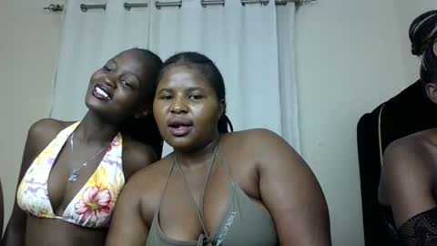 m_pretty_p online show from 12.16.24