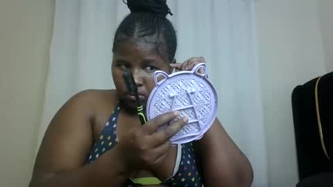 m_pretty_p online show from 01.28.25