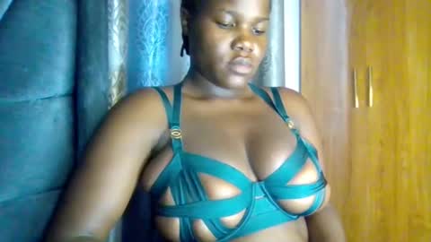 Snapshot of m_tits3 chatting on 02.01.26 m_tits3 online show from 02.01.26