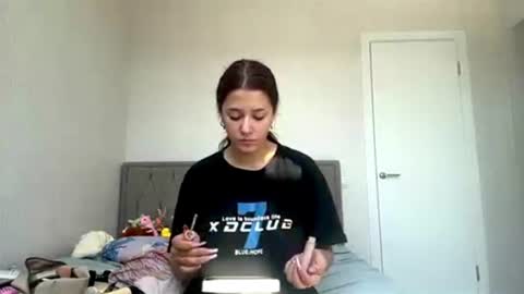 Snapshot of mableloraine chatting on 07.04.26 Emma online show from 07.04.26