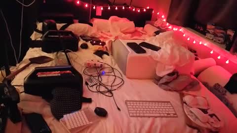 mac1119 online show from 05.02.26