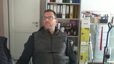 macfly67 online show from 01.12.26