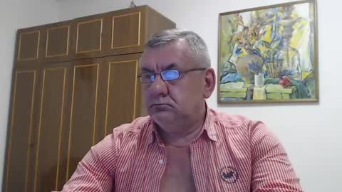 Snapshot of machomale3 chatting on 02.01.25 Macho online show from 02.01.25