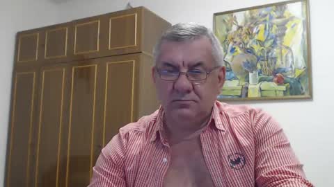 Snapshot of machomale3 chatting on 02.06.25 Macho online show from 02.06.25