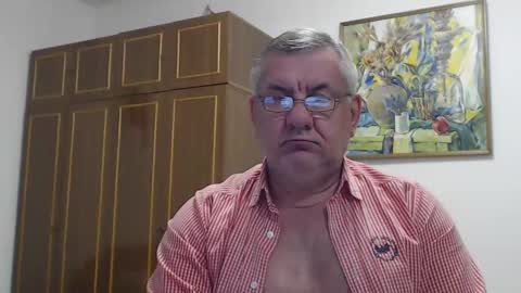 Snapshot of machomale3 chatting on 02.09.25 Macho online show from 02.09.25