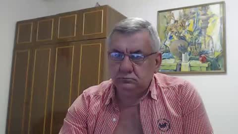 Snapshot of machomale3 chatting on 02.10.25 Macho online show from 02.10.25