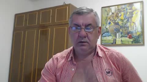 Snapshot of machomale3 chatting on 02.15.25 Macho online show from 02.15.25