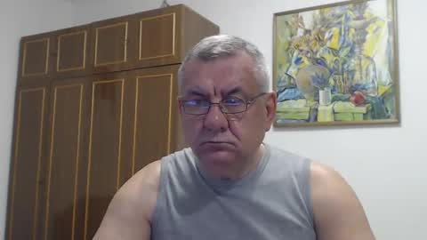 Snapshot of machomale3 chatting on 09.23.25 Macho online show from 09.23.25