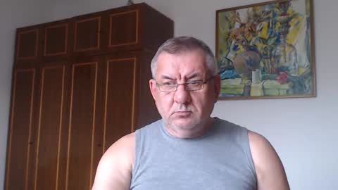 Snapshot of machomale3 chatting on 09.27.25 Macho online show from 09.27.25