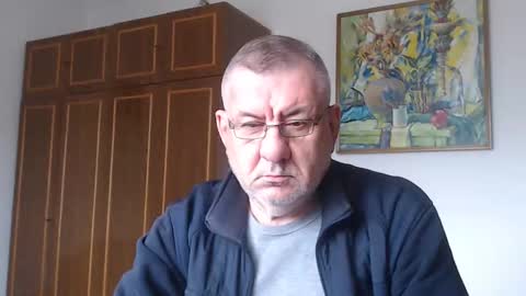 Snapshot of machomale3 chatting on 10.08.25 Macho online show from 10.08.25