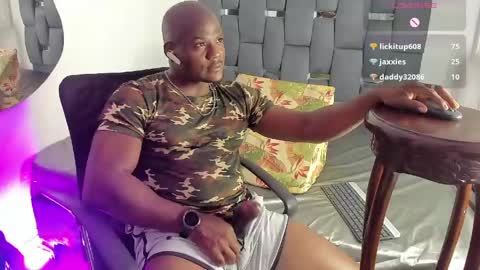 Snapshot of mackbig_dick2 chatting on 05.16.26 MACKBIG DICK im a damn dominant I like ATMs INSTAGRAM Edwinaragonc online show from 05.16.26