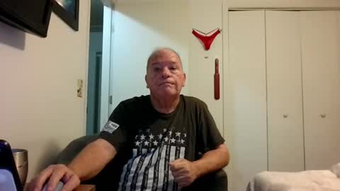 Snapshot of mackdocc001 chatting on 07.04.26 mackdocc001 online show from 07.04.26