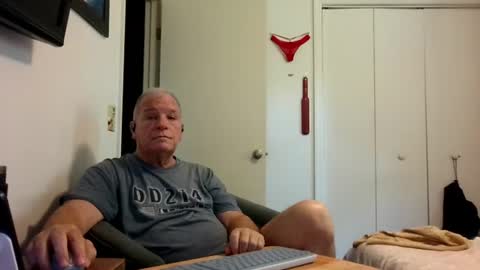 Snapshot of mackdocc001 chatting on 07.07.26 mackdocc001 online show from 07.07.26