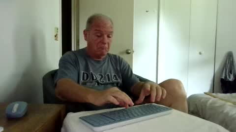 Snapshot of mackdocc001 chatting on 07.27.26 mackdocc001 online show from 07.27.26