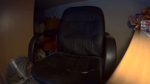 Snapshot of mackenss20 chatting on 02.11.25 Makan online show from 02.11.25