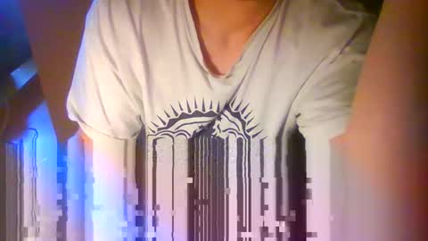 Snapshot of mackenss20 chatting on 10.25.25 Makan online show from 10.25.25