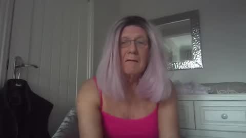 Deanne online show from 02.04.26