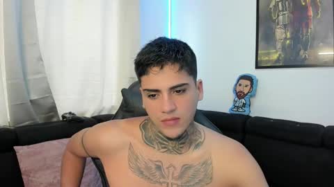 Snapshot of mad_maxxx1 chatting on 02.27.25 max online show from 02.27.25
