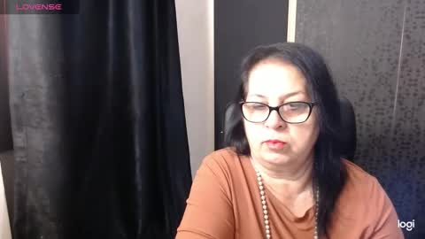 Snapshot of madam_sanjanne chatting on 11.03.25 Madam Sanjanne online show from 11.03.25