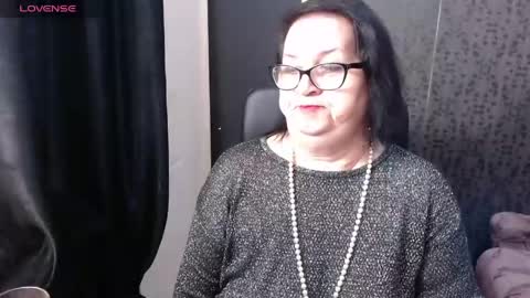 Madam Sanjanne online show from 05.18.26