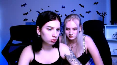 Snapshot of madam_ulis chatting on 01.05.25 Ulis online show from 01.05.25