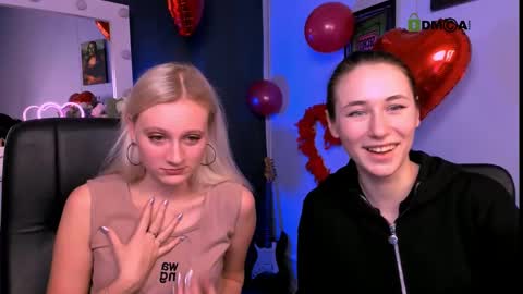 Snapshot of madam_ulis chatting on 02.15.25 Ulis online show from 02.15.25