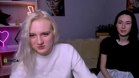 Snapshot of madam_ulis chatting on 03.10.25 Ulis online show from 03.10.25