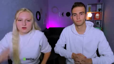 Snapshot of madam_ulis chatting on 10.14.25 Ulis online show from 10.14.25