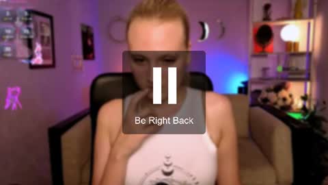 Snapshot of madam_ulis chatting on 06.27.26 Ulis online show from 06.27.26