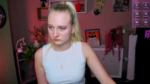 Snapshot of madam_ulis chatting on 07.31.26 Ulis online show from 07.31.26