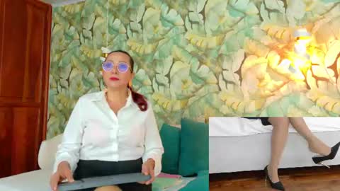 Madam Angelic online show from 08.02.26