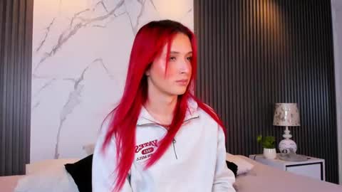 Snapshot of madame_lilith chatting on 05.07.26 madame lilith online show from 05.07.26