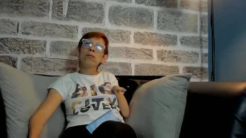 Snapshot of madame_mature1 chatting on 05.03.26 Madame online show from 05.03.26
