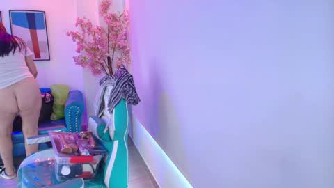 Madame Scarllet  online show from 05.11.26