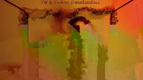 Madam Foxx online show from 02.28.25