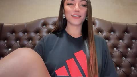 Snapshot of madammistressdominatrixxx chatting on 01.13.26 Alison Kloss online show from 01.13.26