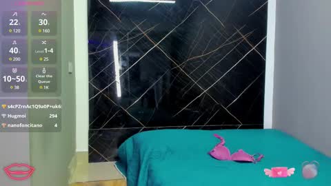 Snapshot of maddie_09 chatting on 02.13.25 maddie 09 online show from 02.13.25