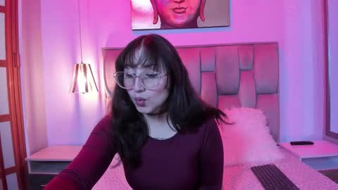 Snapshot of maddie_lesyoux chatting on 03.02.26 maddie online show from 03.02.26