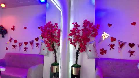 maddie_t18 online show from 02.12.26