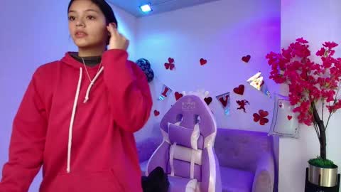 maddie_t18 online show from 02.13.26